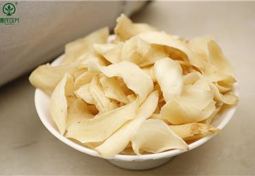 經(jīng)常用龍牙百合泡水喝，意想不到的好處排隊(duì)等著你-康氏中藥飲片代工定制OEM-代用茶代工定制OEM